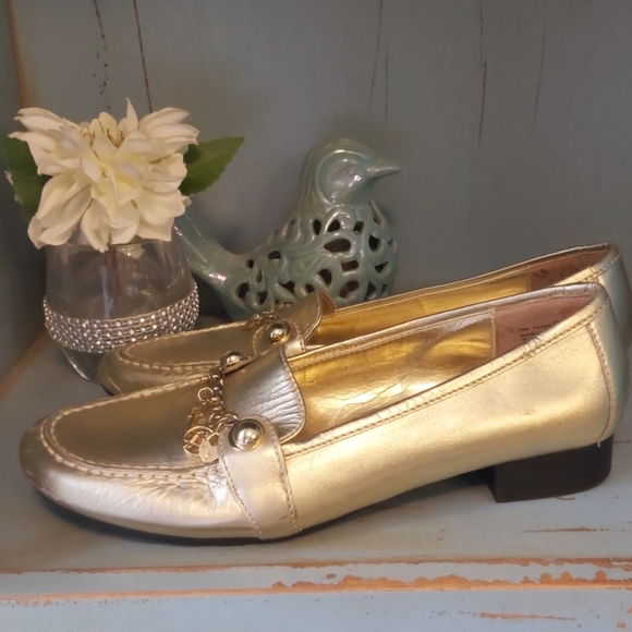 Gold Leather loafers - Picture 2 of 4
